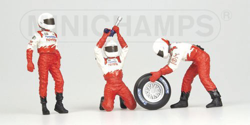 TOYOTA FRONT TYRE CHANGE SET PS’02 1:43 model