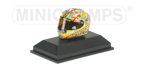 AGV HELMET – VALENTINO ROSSI – WORLD CHAMPION MOTOGP VALENCIA 2003 1:8 model