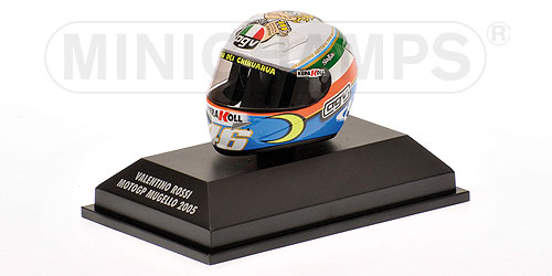 AGV HELMET – VALENTINO ROSSI – MOTOGP MUGELLO – 2005 1:8 model