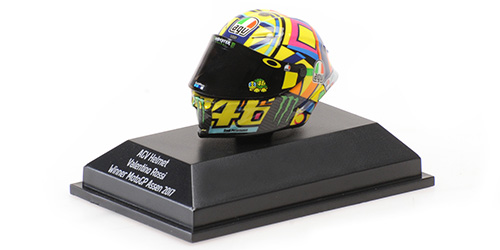 AGV HELMET – VALENTINO ROSSI – WINNER MOTOGP ASSEN 2017 1:8 model