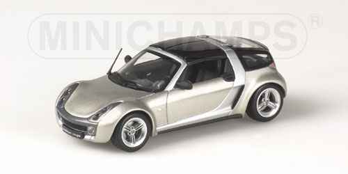 SMART ROADSTER COUPE – 2003 – GREY METALLIC 1:43 model