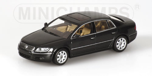 VW PHAETON – 2002 – BLACK METALLIC 1:43 model