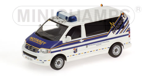 VOLKSWAGEN T5 TRANSPORTER – 2002 – ‘BUNDESWEHR NOTARZT’ L.E. 1008 pcs. 1:43 model