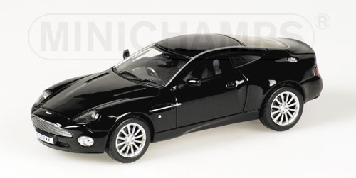ASTON MARTIN VANQUISH – 2002 – BLACK 1:43 model