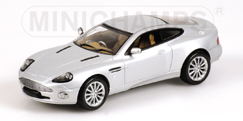 ASTON MARTIN VANQUISH – 2002 – SILVER 1:43 model