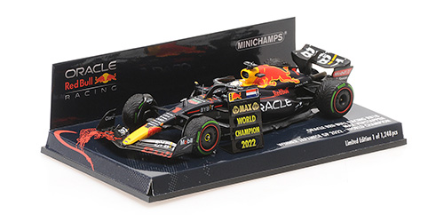 ORACLE RED BULL RACING RB18 – VERSTAPPEN – WINNER JAPANESE GP 2022 – W/PITBOARD – WORLD CHAMPION - L.E. 1248 pcs. 1:43 model