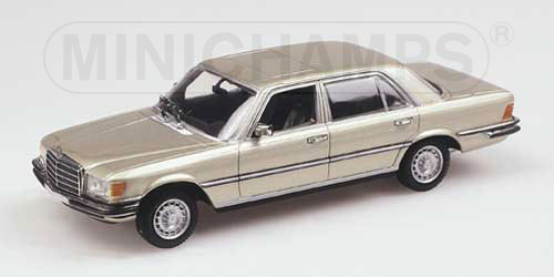MERCEDES-BENZ 450 SEL 6.9 – 1974 – SILVER GREEN METALLIC 1:43 model