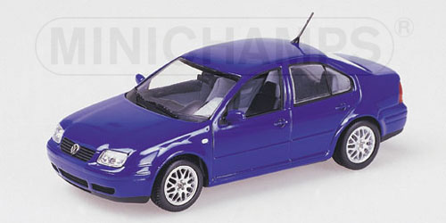 VOLKSWAGEN BORA SALOON – 1999 – JAZZ BLUE 1:43 model