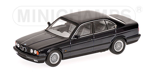 BMW 5-SERIES (E34) – 1988 – BLUE METALLIC L.E. 750 pcs. 1:43 model