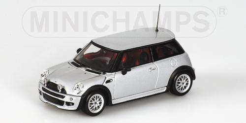 MINI ONE – 2002 – SILVER – WITH AERODYNAMIC PACKAGE 1:43 model
