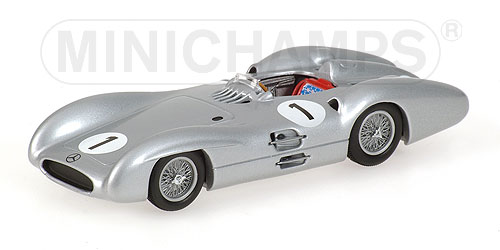 MERCEDES-BENZ W196 – JUAN MANUEL FANGIO – FIA F1 WORLD CHAMPIONSHIP 1954 BRITISH GP L.E. 2688 pcs. 1:43 model