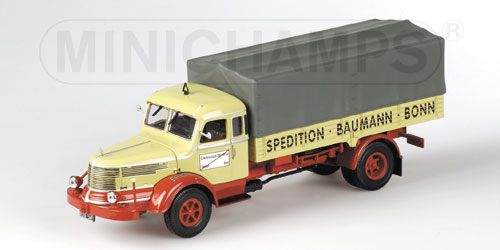KRUPP TITAN – 1951 – CANVAS ‘VICTOR BAUMANN’ 1:43 model