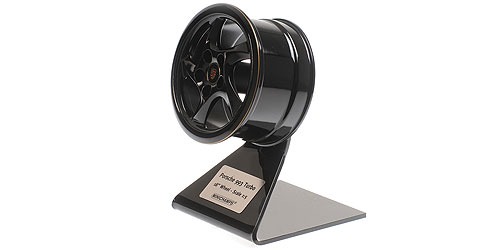 PORSCHE 993 TURBO WHEEL – 2019 – Â´PROJECT GOLDÂ´ – BLACK/GOLD 1:5 model