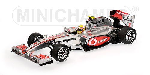 VODAFONE MCLAREN MERCEDES – LEWIS HAMILTON – SHOWCAR 2010 L.E. 1002 pcs. 1:18 model