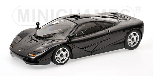 MCLAREN F1 ROADCAR – 1994 – BLUE METALLIC 1:12 model