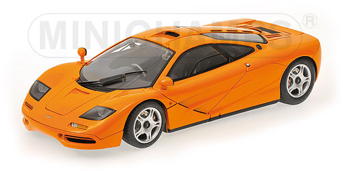 MCLAREN F1 ROADCAR – 1994 – ORANGE 1:12 model