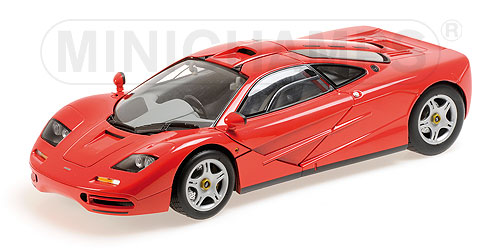 MCLAREN F1 – ROAD CAR – 1993 – RED 1:18 model
