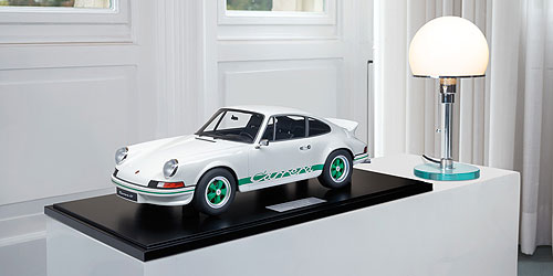 PORSCHE 911 CARRERA RS 2.7 LEICHTBAU – 1972 – WEISS GRÜNES DEKOR - L.E. 99 pcs. 1:8 model