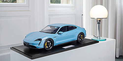 PORSCHE TAYCAN TURBO S – 2020 – FROZENBLAUMETALLIC - L.E. 99 pcs. 1:8 model