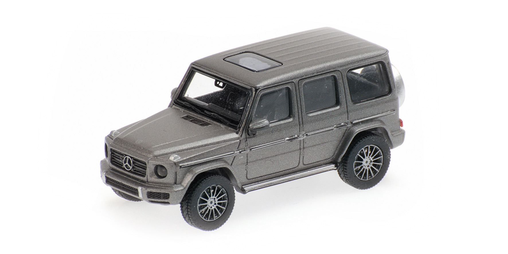 MERCEDES-BENZ G-KLASSE W 463 – 2018 – DESIGNO PLATIN MAGNO 1:87 model