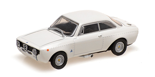 ALFA ROMEO GTA 1300 JUNIOR – 1972 – WHITE 1:87 model