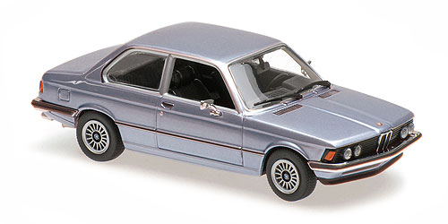 BMW 323I – 1975 – LIGHT BLUE METALLIC 1:43 model