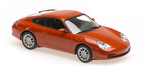 PORSCHE 911 COUPÉ – 2001 – ORANGE RED METALLIC 1:43 model