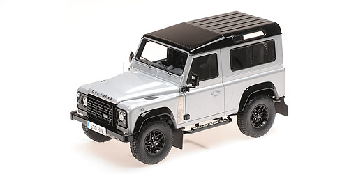 LAND ROVER DEFENDER 90 2.000.000 PCS – 2015 – SILVER - L.E. 1999 pcs. 1:18 model