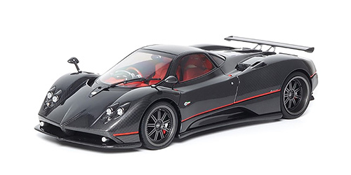 PAGANI ZONDA F – 2015 – GLOSS CARBON BLACK W/RED STRIPE – (850410001) - L.E. 1008 pcs. 1:18 model