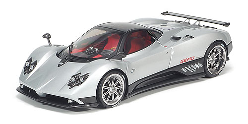 PAGANI ZONDA F – 2015 – GRIGIO MERCURIO – (850401001) 1:18 model
