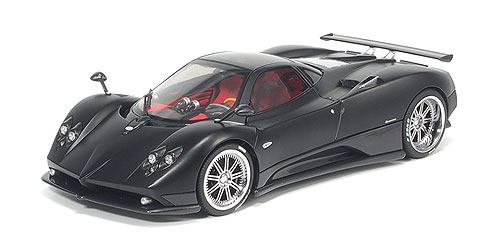 PAGANI ZONDA F – 2015 – MATT BLACK – (850403001) 1:18 model