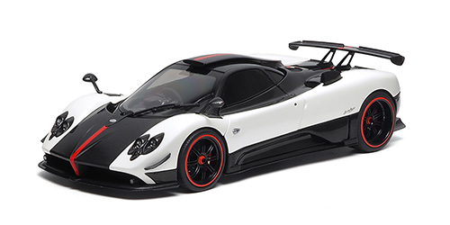 PAGANI ZONDA CINQUE COUPE – 2009 – RHD – BIANCO BENNY (850604001) 1:18 model