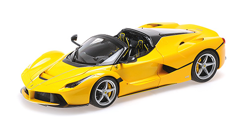FERRARI LAFERRARI APERTA – YELLOW 1:18 model