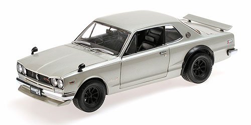 NISSAN SKYLINE GT-R (KPGC10) – SILVER – (08128S) 1:18 model