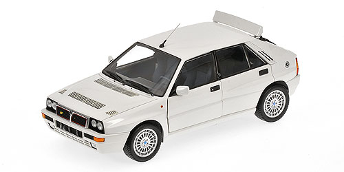 LANCIA DELTA INTEGRALE – WHITE PEARL 1:18 model
