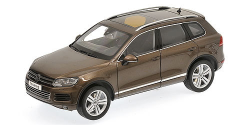 VOLKSWAGEN TOUAREG V6 TSI – GRACIOSA BROWN METALLIC 1:18 model