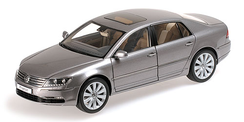 VOLKSWAGEN PHAETON – ARABESQUE SILVER (08831AS) 1:18 model