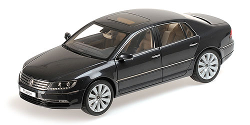 VOLKSWAGEN PHAETON – MAZEPPA GREY 1:18 model