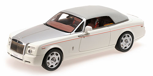 ROLLS ROYCE PHANTOM DROPHEAD COUPE – ENGLISH WHITE (08871EW) 1:18 model