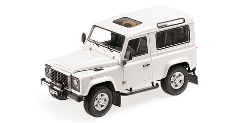 LAND ROVER – DEFENDER 90 – FUJI WHITE (08901FW) 1:18 model
