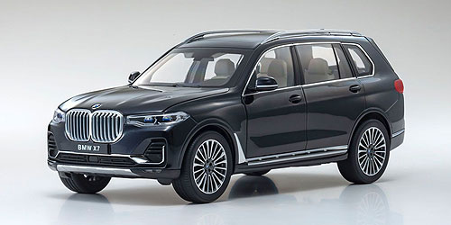 BMW X7 – BLACK (08951CBK) 1:18 model