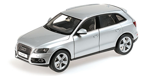 AUDI Q5 – 2013 – ICE SILVER (09242IS) 1:18 model
